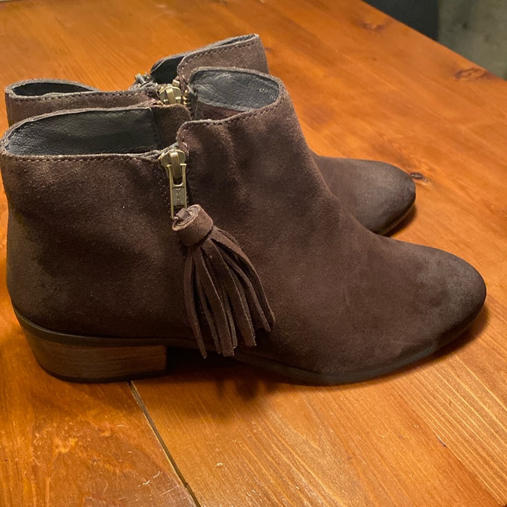 MIA Suede Heeled Booties - Size 9 - 1.75in - Lightly Used